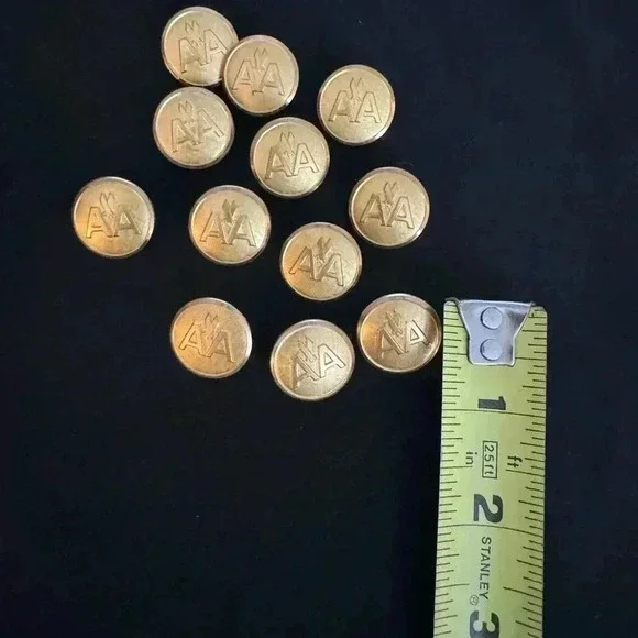 VTG 12 American Airlines Buttons - Picture 3 of 3